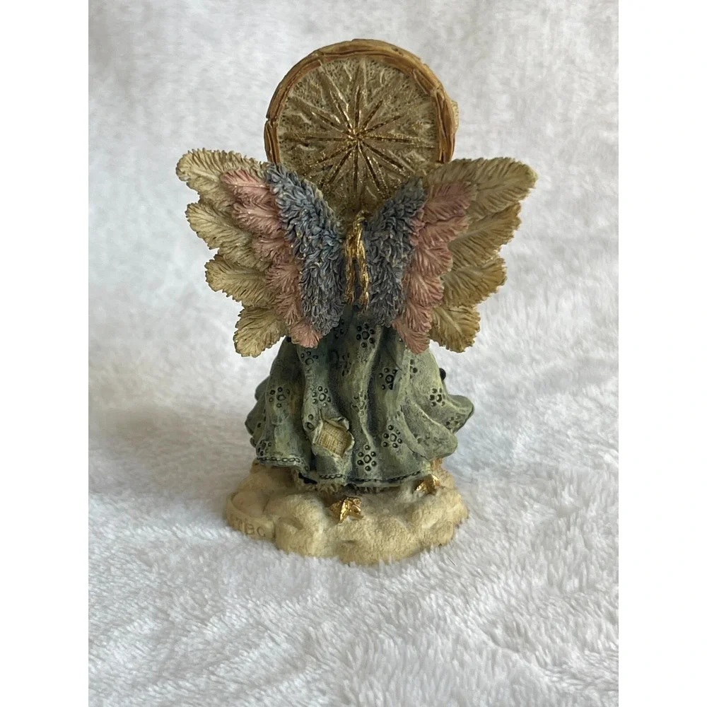 Boyds Bears & Friends Style #2286‎ Zoe the Angel of Life Figurine Collection